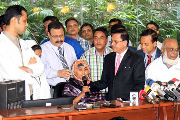 কথা বললেন খাদিজা, ফিরছেন বাড়ি