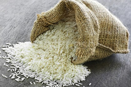 মৃত দুস্থের চাল চেয়ারম্যানের পেটে!