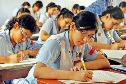 অভিন্ন প্রশ্নে পরীক্ষা নেওয়ার সুপারিশ শিক্ষাবিদদের