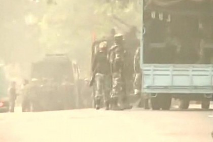 ফের কাশ্মীর সেনাক্যাম্পে জঙ্গি হানা, নিহত দুই ভারতীয় সেনা