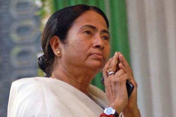 ৩৬ ঘন্টা পর নবান্ন ছাড়লেন মমতা