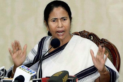 টোল প্লাজায় সেনার উপস্থিতি নিয়ে কেন্দ্রকে তোপ মমতার