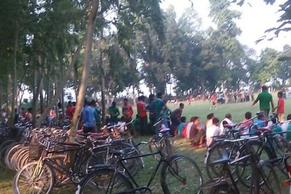 টিকরির মাঠই একমাত্র অবলম্বন