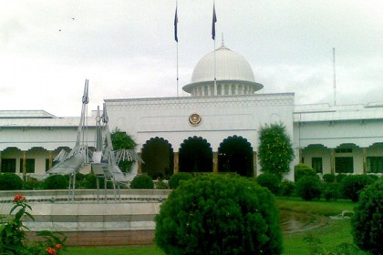খালেদার ১৩ দফা প্রস্তাব বঙ্গভবনে