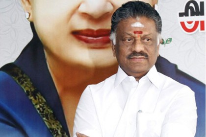 'চা-ওয়ালা' থেকে তামিলনাড়ুর মুখ্যমন্ত্রী পন্নিরসেলবম