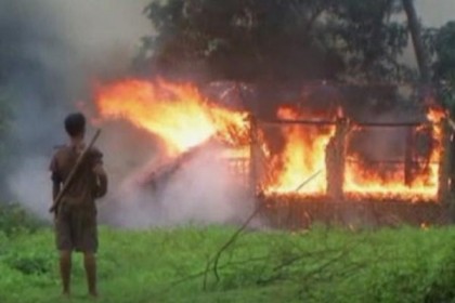 রোহিঙ্গাদের ওপর চালানো গণহত্যার ভিডিও প্রকাশ