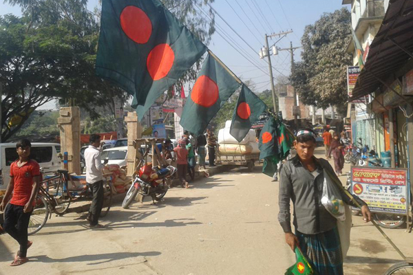 বিজয়ের মাসে নতুন করে স্বপ্ন দেখে মোবারক