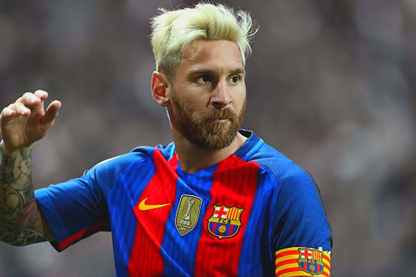 শীর্ষে লিওনেল মেসি