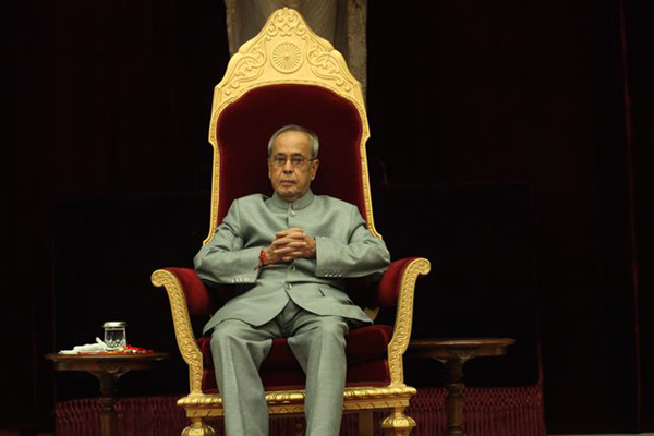 প্রণব মুখার্জির জন্মদিনে শুভেচ্ছার বন্যা