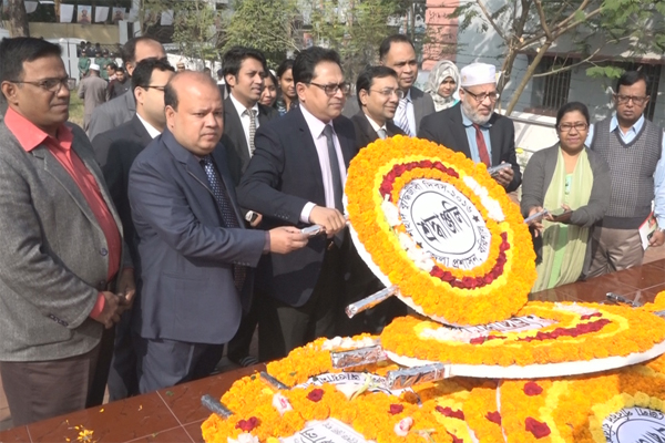 যথাযথ মর্যাদায় বরিশালে পালিত হচ্ছে বুদ্ধিজীবী দিবস