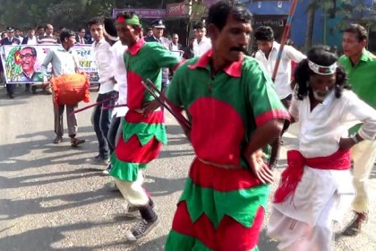 লক্ষ্মীপুরে বর্ণাঢ্য আয়োজনে মহান বিজয় দিবস উদযাপন