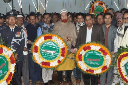 কুমিল্লায় বিনম্র শ্রদ্ধায় মহান বিজয় দিবস উদযাপন 