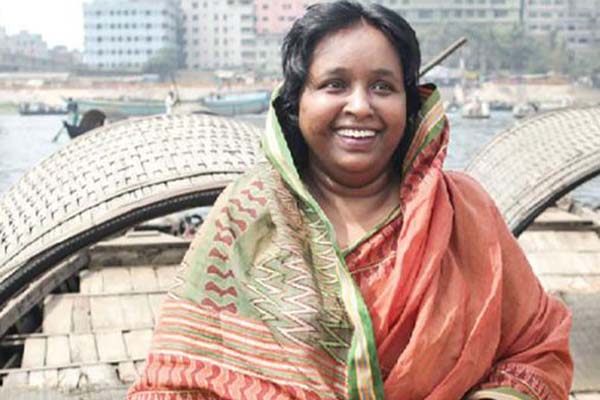 আইভীর রাতের গণসংযোগেও মানুষের ঢল