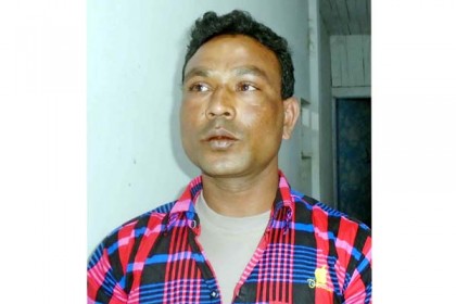 'ধর্ষণের' পর মেয়েকে হত্যা, সৎ বাবা আটক