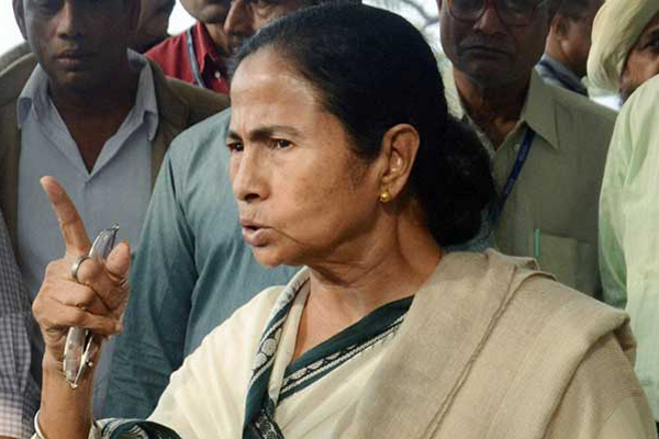 এবার মোদিকে 'চোর' বললেন মমতা!