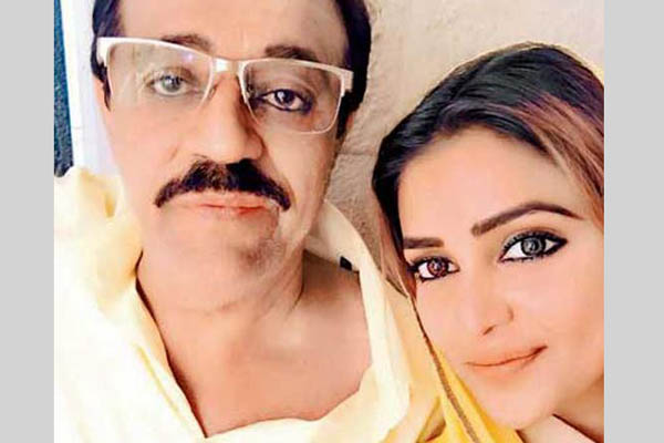 চলন্ত ট্রেন থেকে দাউদ ইব্রাহিমের সহযোগী গ্রেফতার
