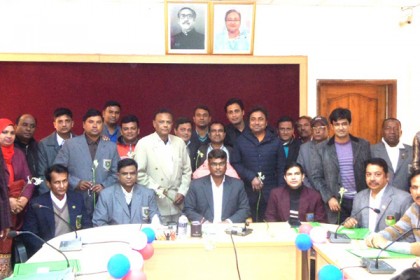 দিনাজপুরে ক্রীড়া সংস্থার নতুন কমিটির দায়িত্ব গ্রহণ 