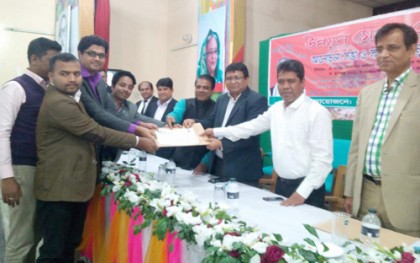 নোয়াখালীতে উন্নয়ন মেলার সমাপনী ও পুরস্কার বিতরণ