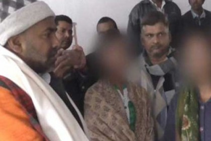 কীভাবে বুঝলে এটা ধর্ষণ? হোস্টেলে গিয়ে প্রশ্ন বিধায়কের