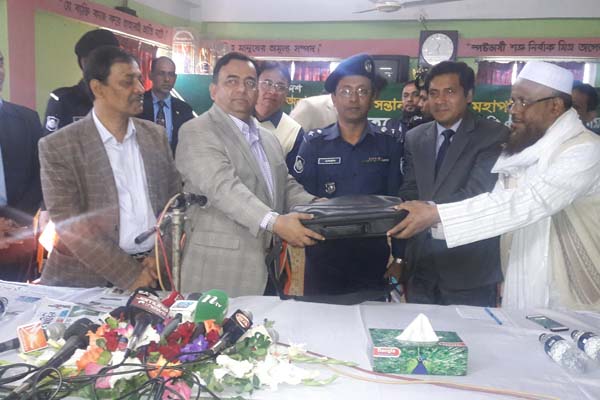 জঙ্গিবাদ ইসলামের বিরুদ্ধে ষড়যন্ত্র: বেনজীর
