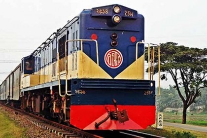 বগুড়ায় ট্রেনের ধাক্কায় দিনমজুরের মৃত্যু
