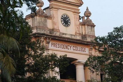 আবারও প্রেসিডেন্সি বিশ্ববিদ্যালয়ে আগুন