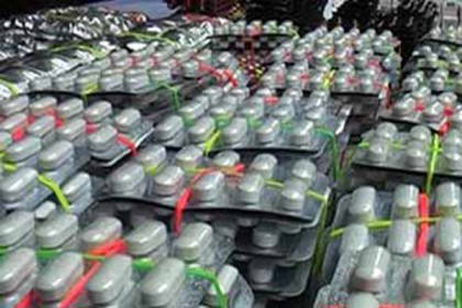 চৌদ্দগ্রামে ২৮হাজার ভারতীয় ট্যাবলেট জব্দ
