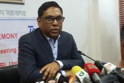'এই মুহূর্তে জ্বালানি তেলের দাম কমছে না'