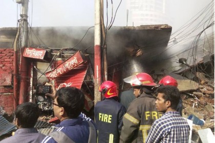 ডিএনসিসি মার্কেটের একাংশের উদ্ধার কাজ সমাপ্ত