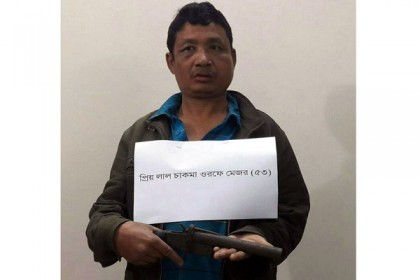 রাঙামাটিতে অস্ত্রসহ জেএসএস সদস্য আটক