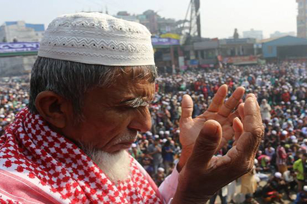 ‘আমিন আমিন’ ধ্বনিতে মুখরিত তুরাগ পাড়