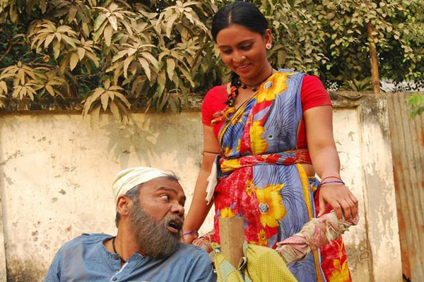 বিনা কর্তনে সেন্সর বোর্ড পার ‘নুরু মিয়া ও তার বিউটি ড্রাইভার’
