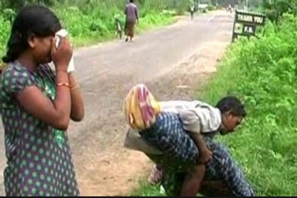 মন্ত্রী নয়, শববাহী গাড়ি উদ্বোধন করবেন সেই দানা মাঝি
