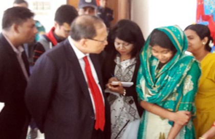 গাজীপুরে কিশোরী উন্নয়ন কেন্দ্র পরিদর্শনে প্রধান বিচারপতি