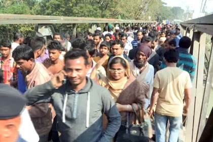 
বেইলী ব্রিজের প্লেট স্থানচ্যুত, দুর্ভোগে মহাসড়কের যাত্রীরা
