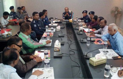 নোয়াখালীতে সাংবাদিকদের সঙ্গে পুলিশ সুপারের মতবিনিময়