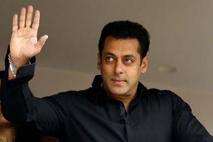 সালমানকে মামলা থেকে 'বাঁচিয়ে' হত্যার হুমকি পেলেন আইনজীবী!


