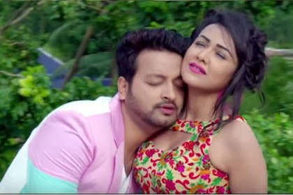 ৩ ফেব্রুয়ারি আসছে ‘মায়াবিনী’