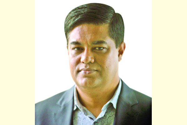 বুড়িগঙ্গা দূষণরোধে অ্যাকশনে জ্যাকব