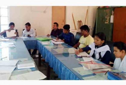 কুমিল্লায় এসএসসি পরীক্ষায় অংশ নিয়েছে তিন শারিরীক ও দৃষ্টি প্রতিবন্ধী