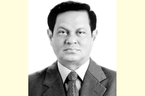 তরুণ চিকিৎসকদের কথাও ভাবুন