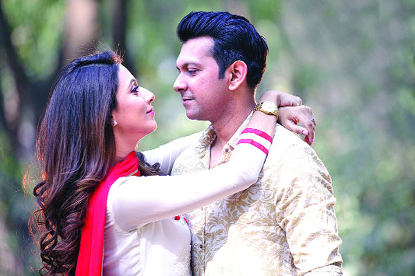 কাছে আসার গল্পে তারা