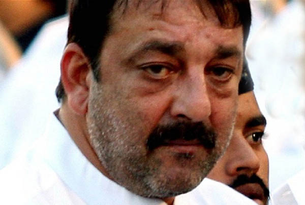 পাকিস্তানি ক্রিকেটারের ছবিতে সঞ্জয় দত্ত