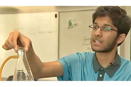 সমুদ্রের পানি পানযোগ্য করে চমকে দিল এই কিশোর!