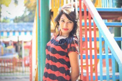 জ্যাকুলিন মিথিলার আত্মহত্যা  
