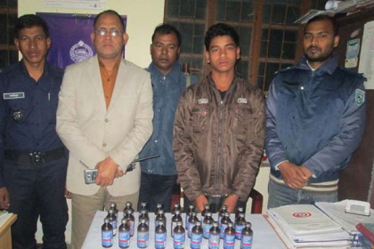 লালমনিরহাটে ফেন্সিডিলসহ মাদক বিক্রেতা আটক