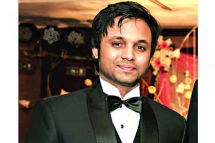 অভিনয়ে আসছেন মাহিম করিম