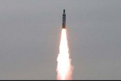 ট্রাম্প যুগে প্রথম ক্ষেপণাস্ত্র পরীক্ষা উ. কোরিয়ার