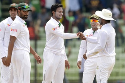 বিরাটকে ফেরালেন সাকিব