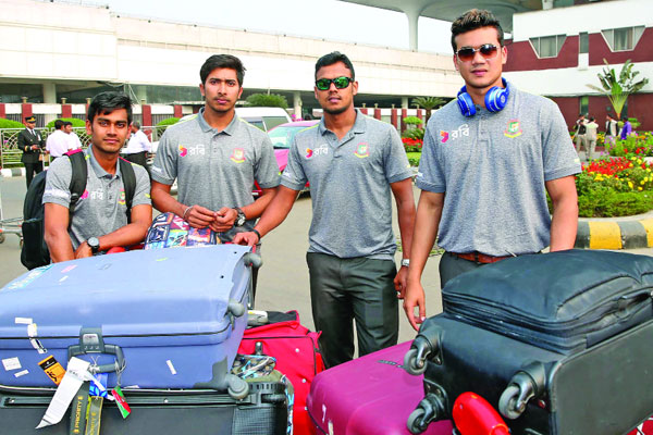 দেশে ফিরেছেন ক্রিকেটাররা